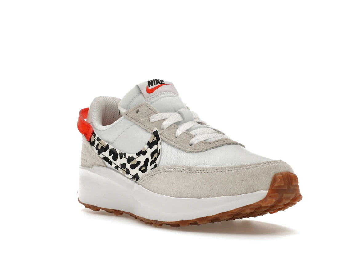 Nike Waffle Debut White Team Orange Leopard (Women's) - vue secondaire A
