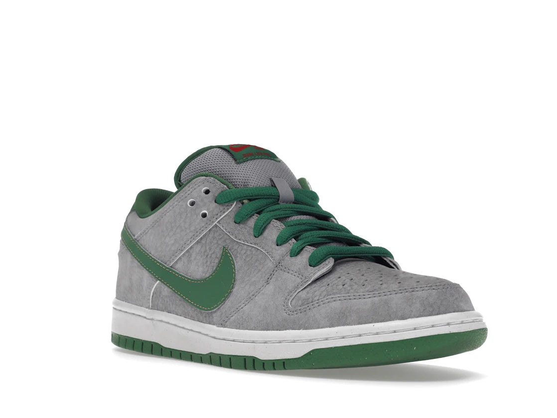Nike SB Dunk Low Medusa - vue secondaire A