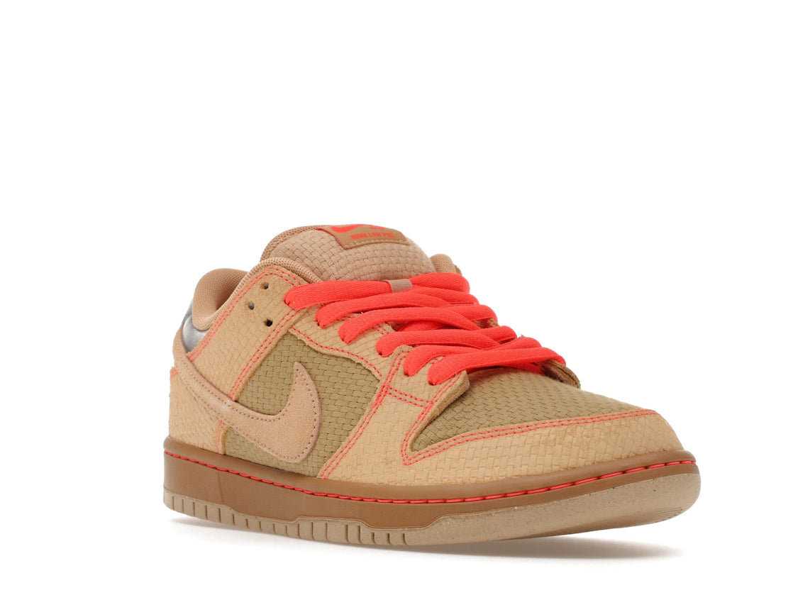 Nike SB Dunk Low Pro Som Tum - vue secondaire A