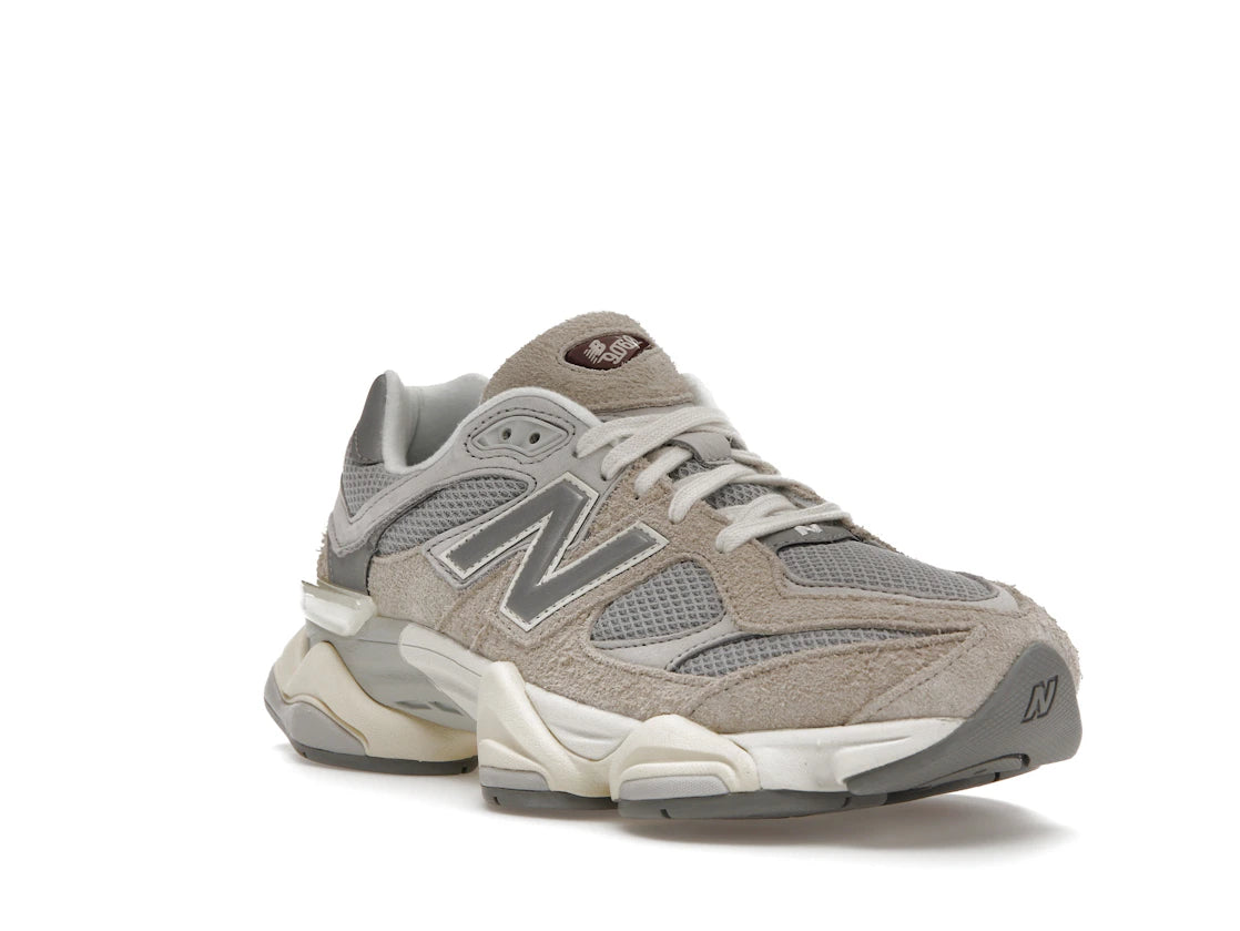 New Balance 9060 Lunar New Year Timberwolf Grey - vue secondaire A