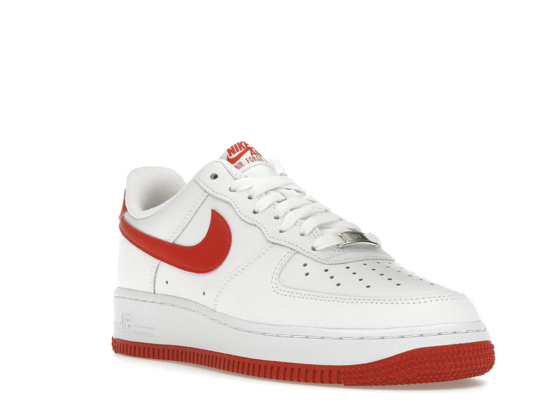 Nike Air Force 1 '07 Dragon Red - vue secondaire A