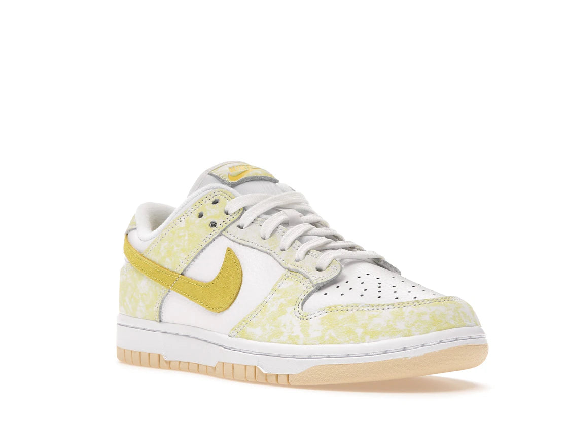 Nike Dunk Low Yellow Strike (Women's) - vue secondaire A