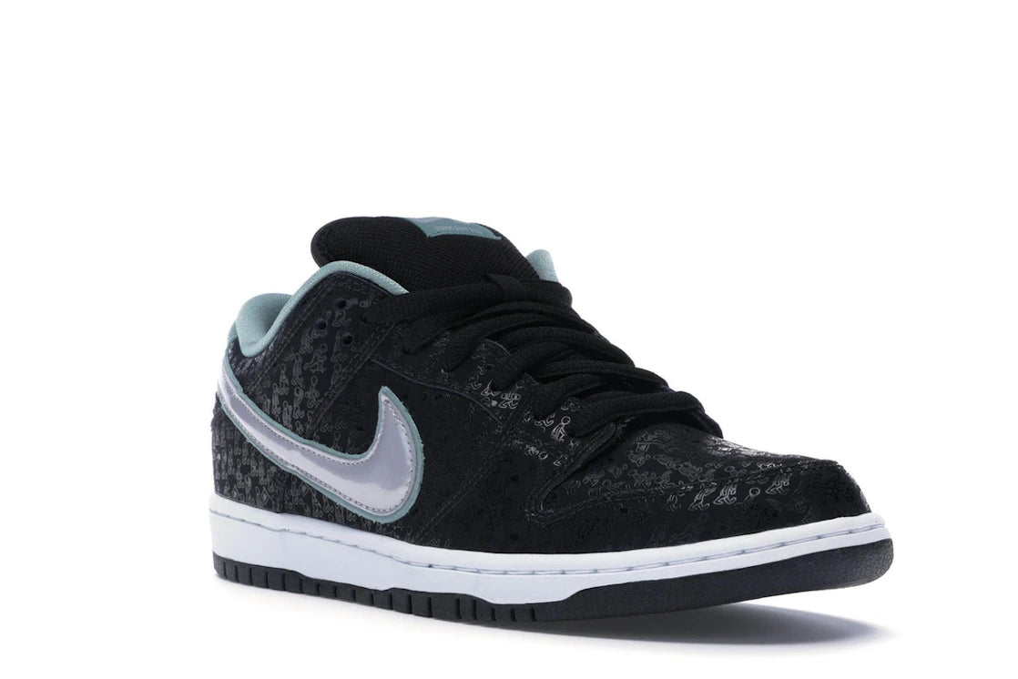 Nike SB Dunk Low S.P.O.T. x Lance Mountain - vue secondaire A