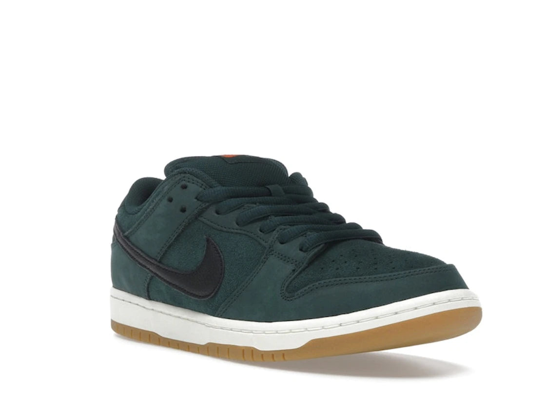 Nike SB Dunk Low Pro Deep Fir - vue secondaire A