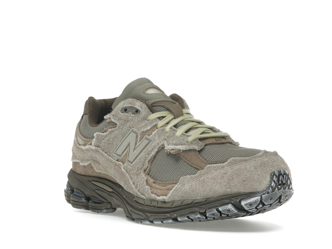 New Balance 2002R Protection Pack Brown - vue secondaire A