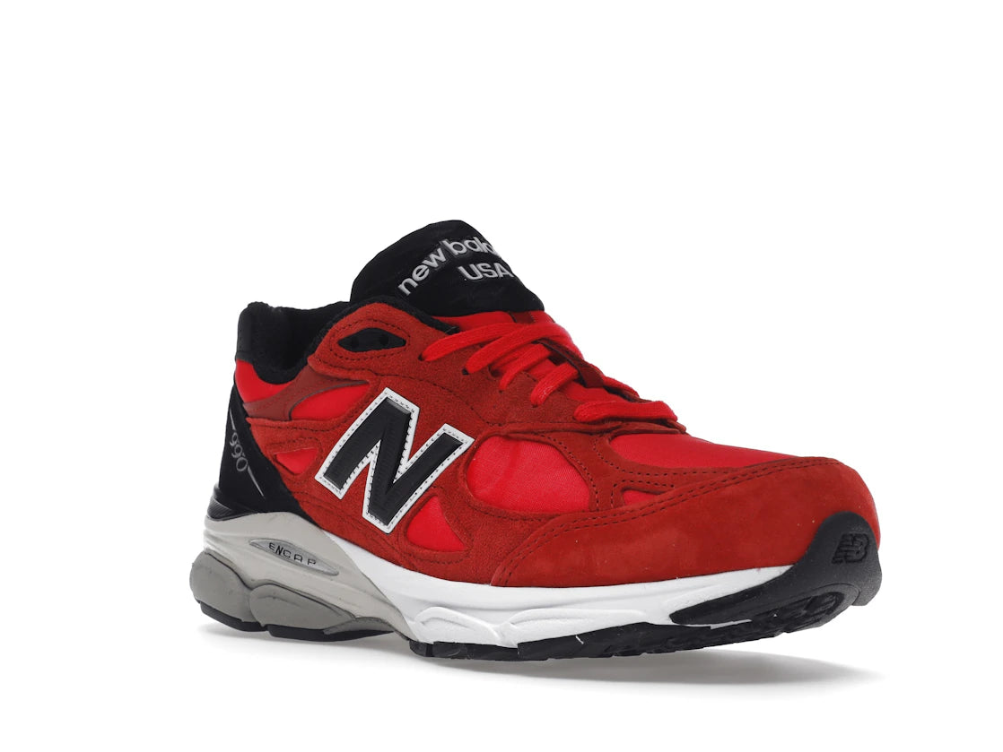 New Balance 990v3 MiUSA Red Suede - vue secondaire A