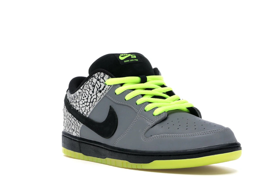 Nike SB Dunk Low DJ Clark Kent x Primitive 112 - vue secondaire A