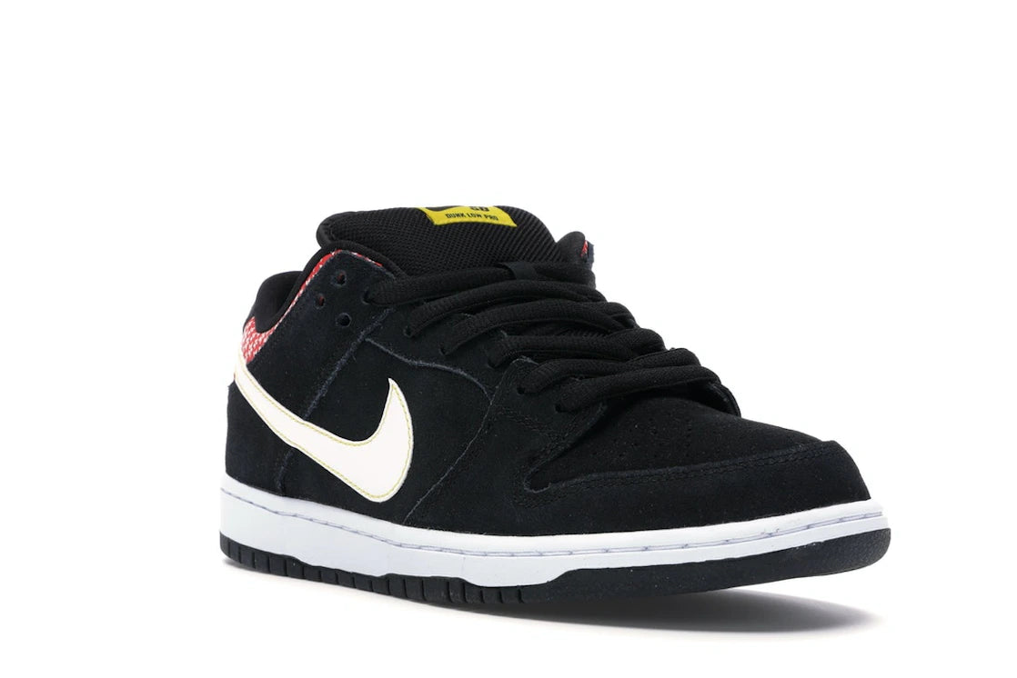 Nike SB Dunk Low Firecracker - vue secondaire A