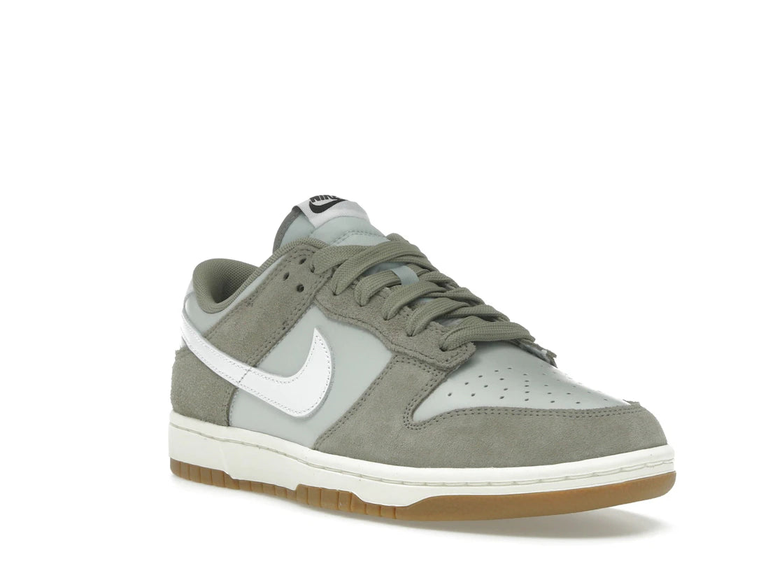Nike Dunk Low Retro SE Hellsilber Hellblau Segelweiß - vue secondaire A