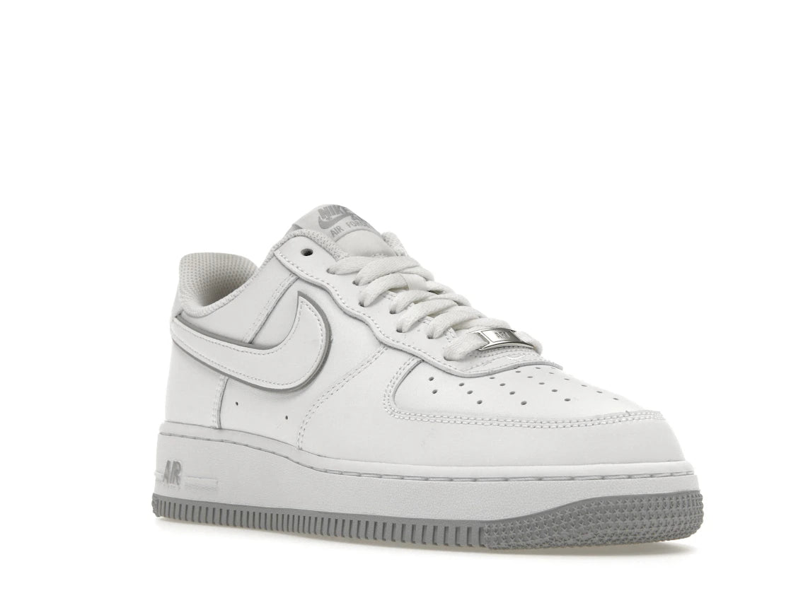 Nike Air Force 1 '07 Low White Wolf Grey Sole - vue secondaire A