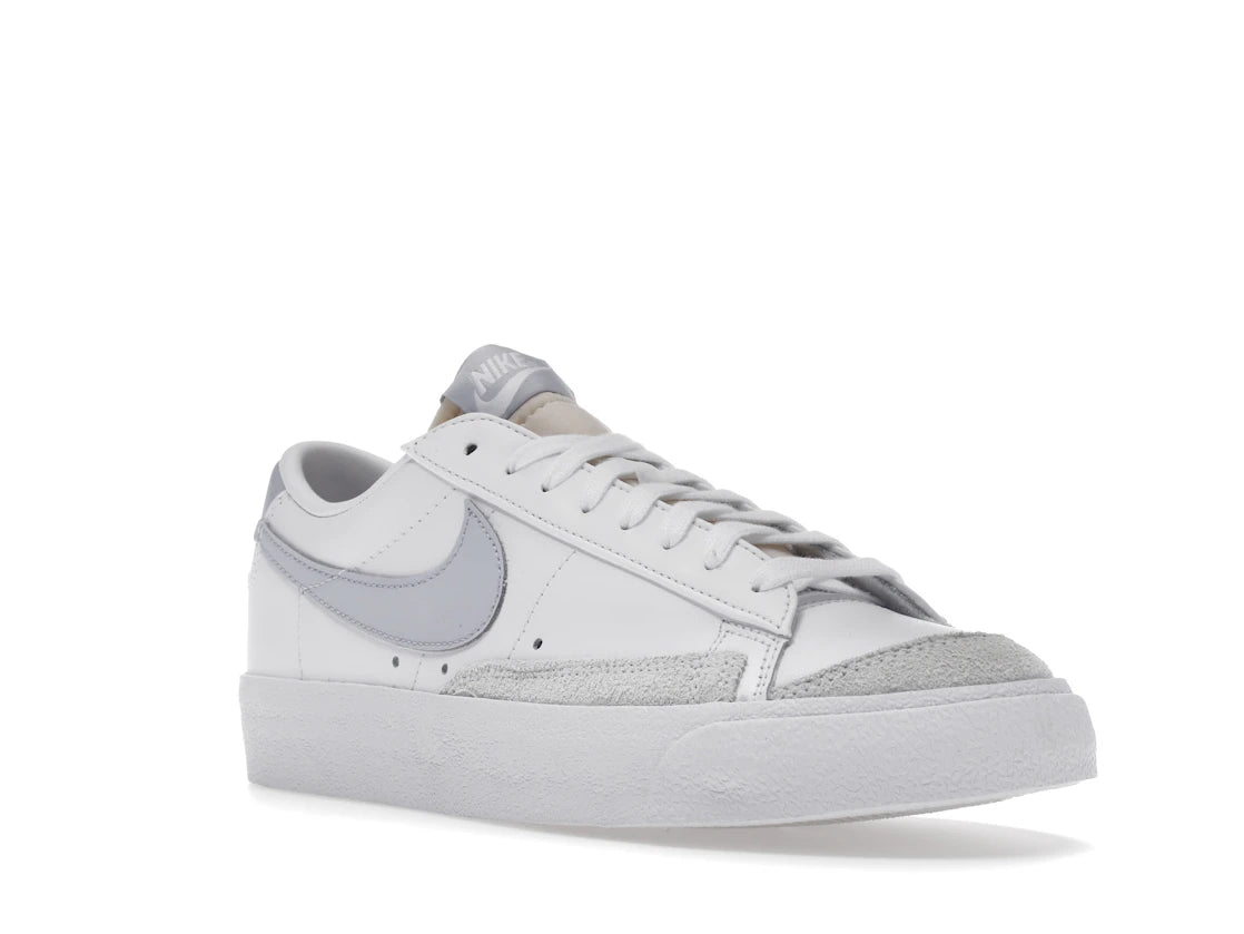 Nike Blazer Low Ghost (Women's) - vue secondaire A