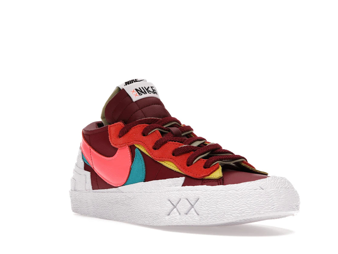 Nike Blazer Low sacai KAWS Red - vue secondaire A