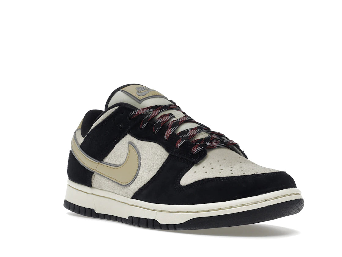 Nike Dunk Low LX Black Suede Team Gold (Women's) - vue secondaire A