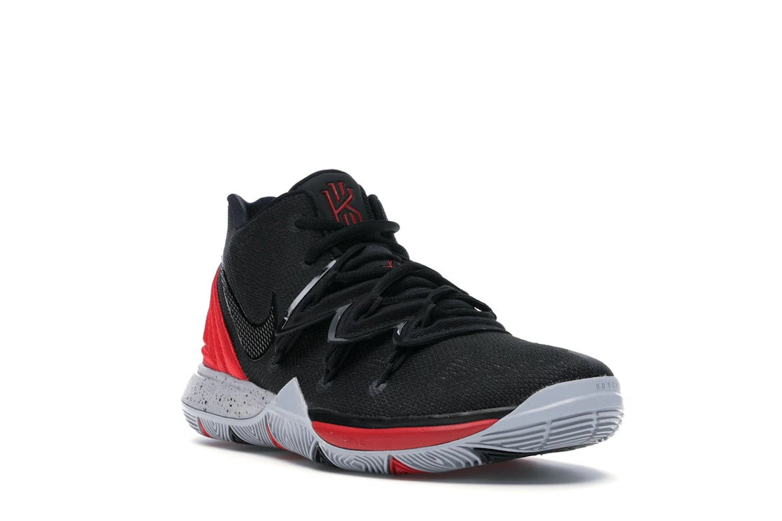 Nike Kyrie 5 Bred (GS) - vue secondaire A