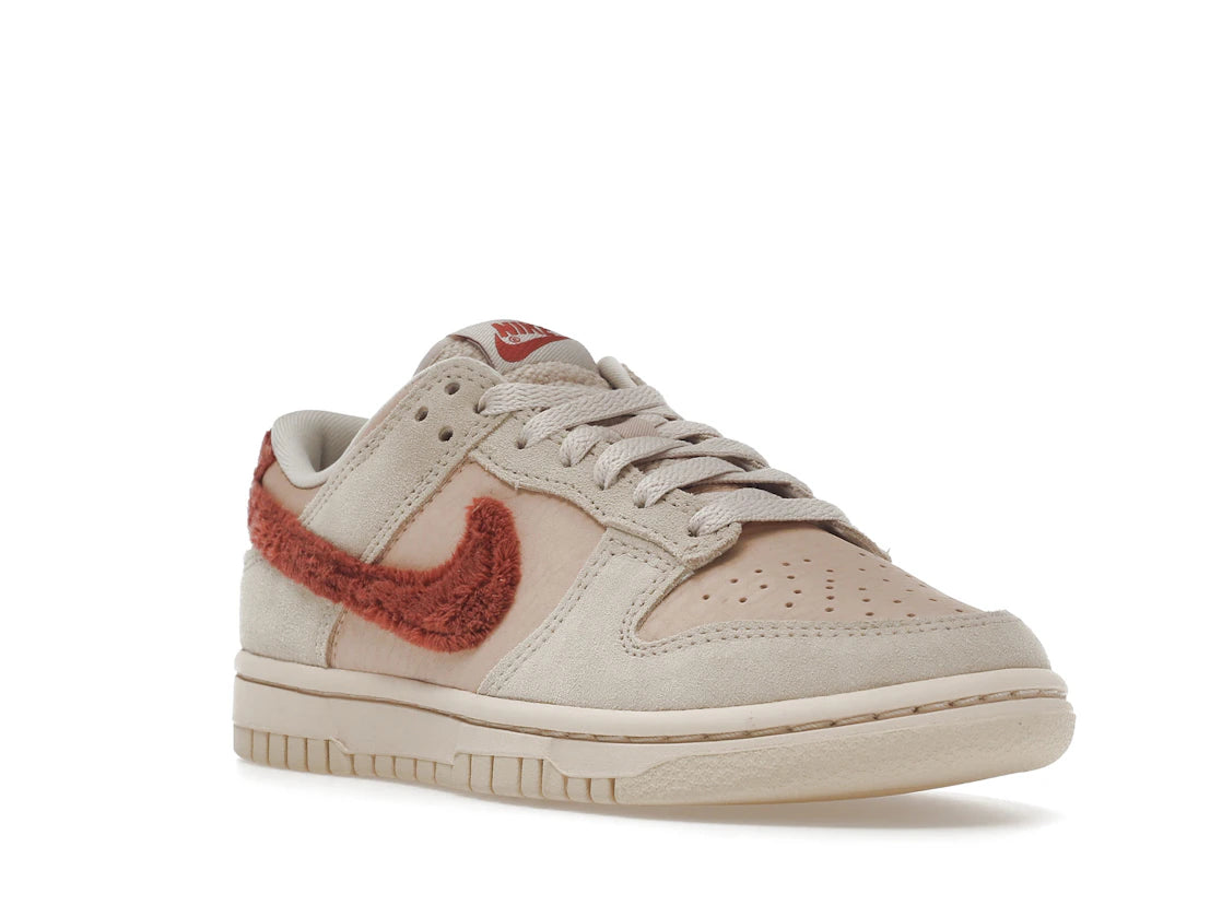 Nike Dunk Low Terry Swoosh (Women's) - vue secondaire A