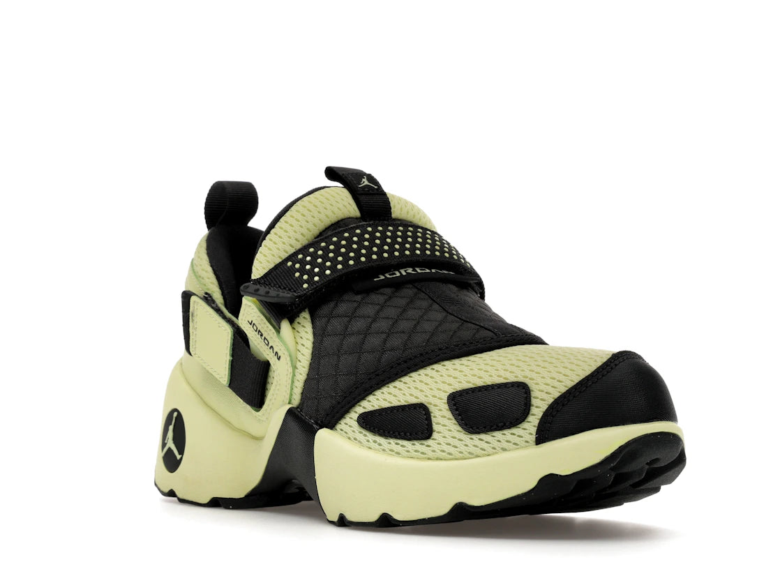 Jordan Trunner LX Luminous Green (Women's) - vue secondaire A