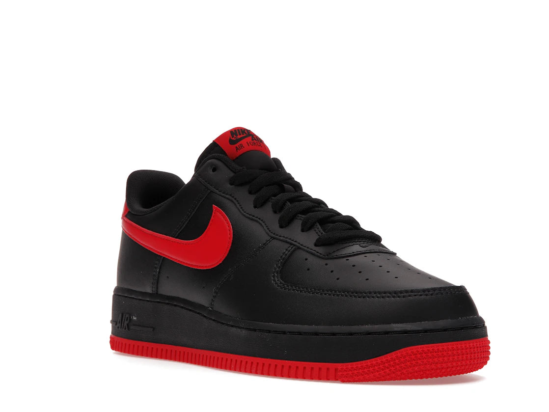 Nike Air Force 1 Low Bred - vue secondaire A