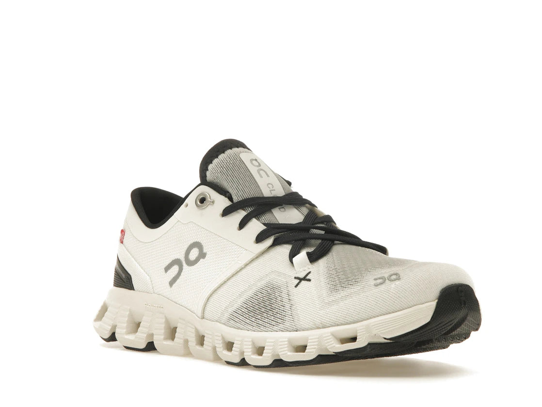 On Running Cloud X 3 White Black (Women's) - vue secondaire A