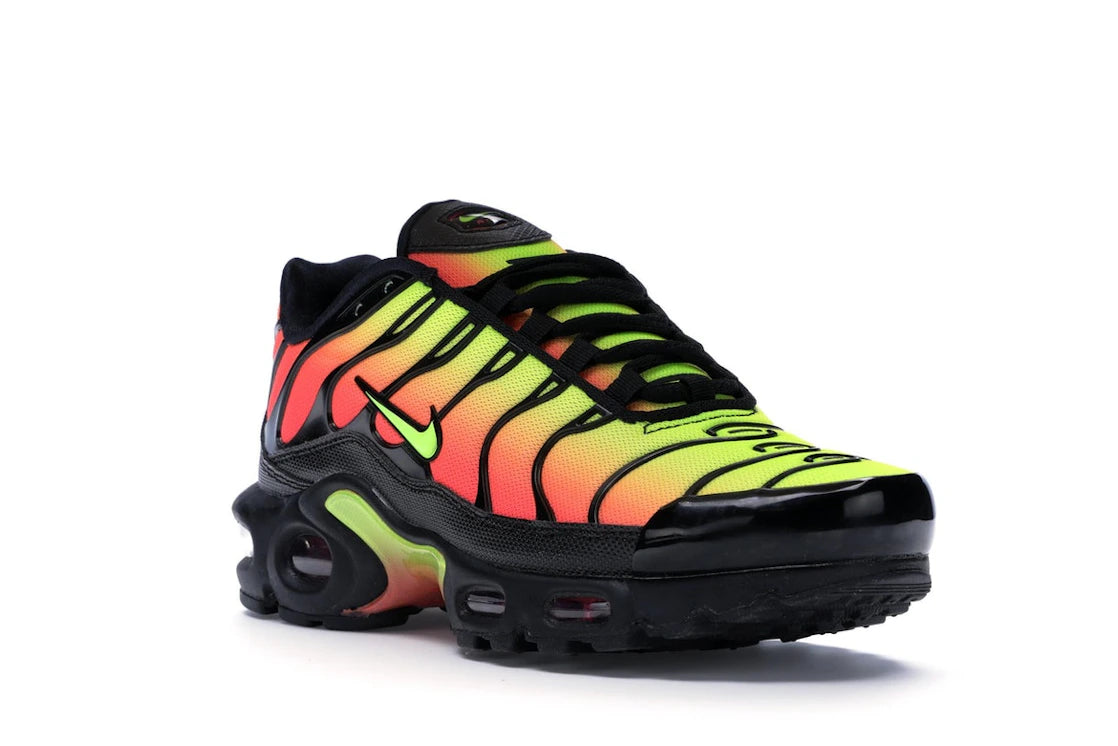 Nike Air Max Plus Black Volt Solar Red (Women's) - vue secondaire A