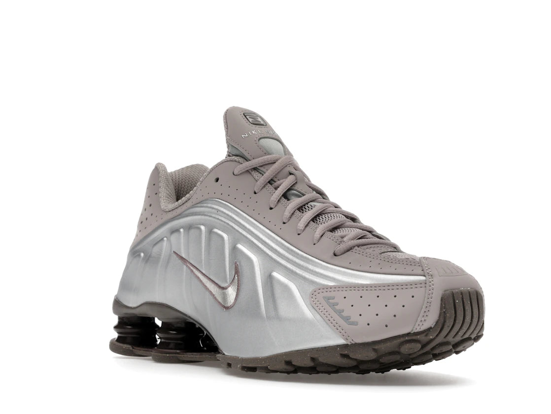 Nike Shox R4 Cave Stone - vue secondaire A