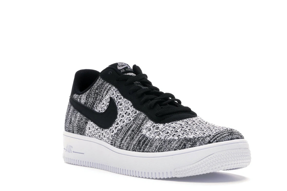 Nike Air Force 1 Flyknit 2 Black Pure Platinum - vue secondaire A