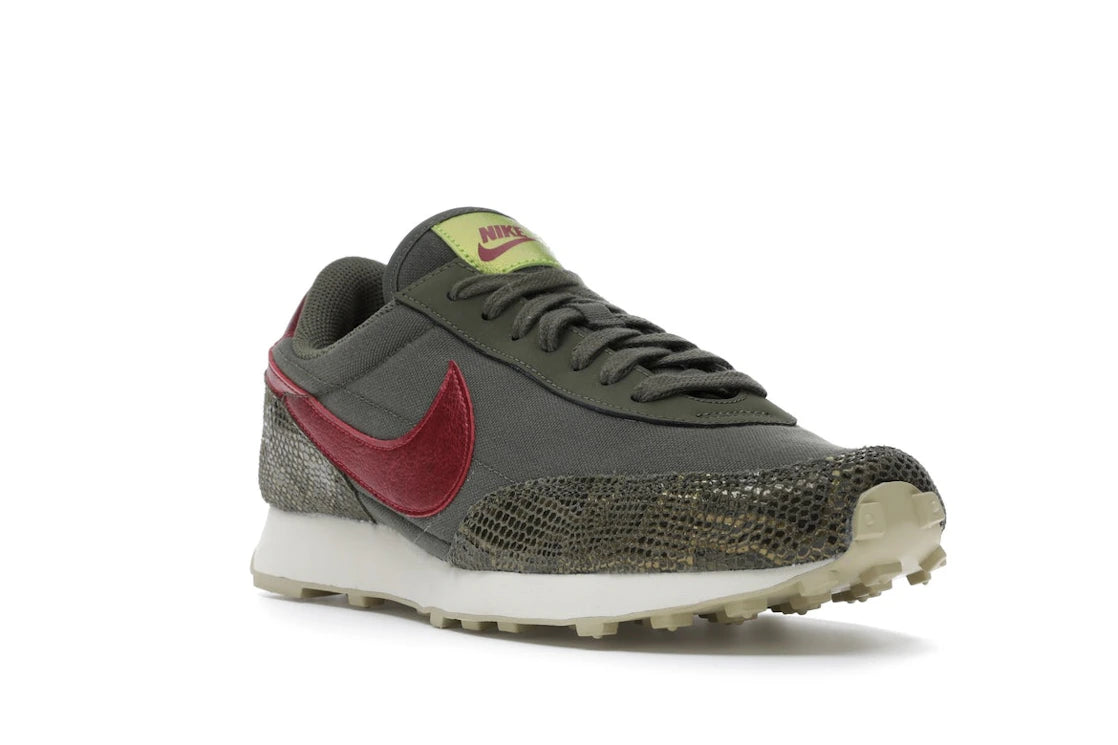 Nike Daybreak Medium Olive Worn Brick (Women's) - vue secondaire A