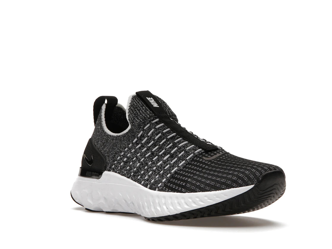 Nike React Phantom Run Flyknit 2 Oreo (Women's) - vue secondaire A