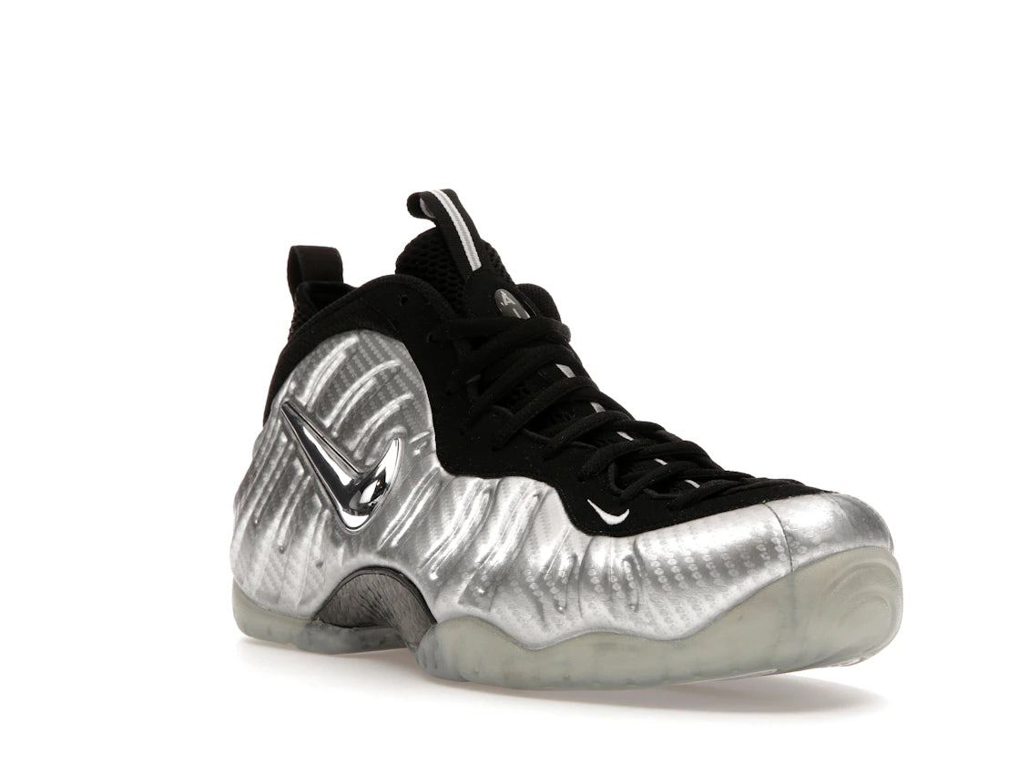 Nike Air Foamposite Pro Silver Surfer - vue secondaire A