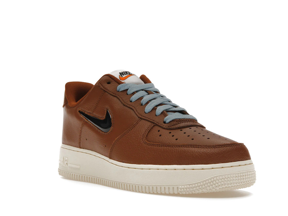 Nike Air Force 1 Low '07 Premium Vintage Pecan - vue secondaire A