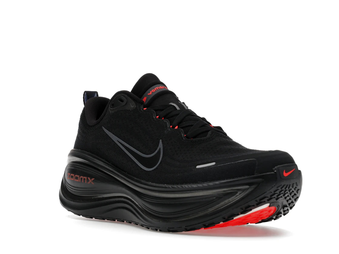 Nike Vomero Plus Black Bright Crimson - vue secondaire A