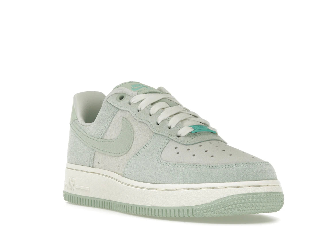 Nike Air Force 1 Low '07 SE Spruce Aura Pistachio Frost (Women's) - vue secondaire A
