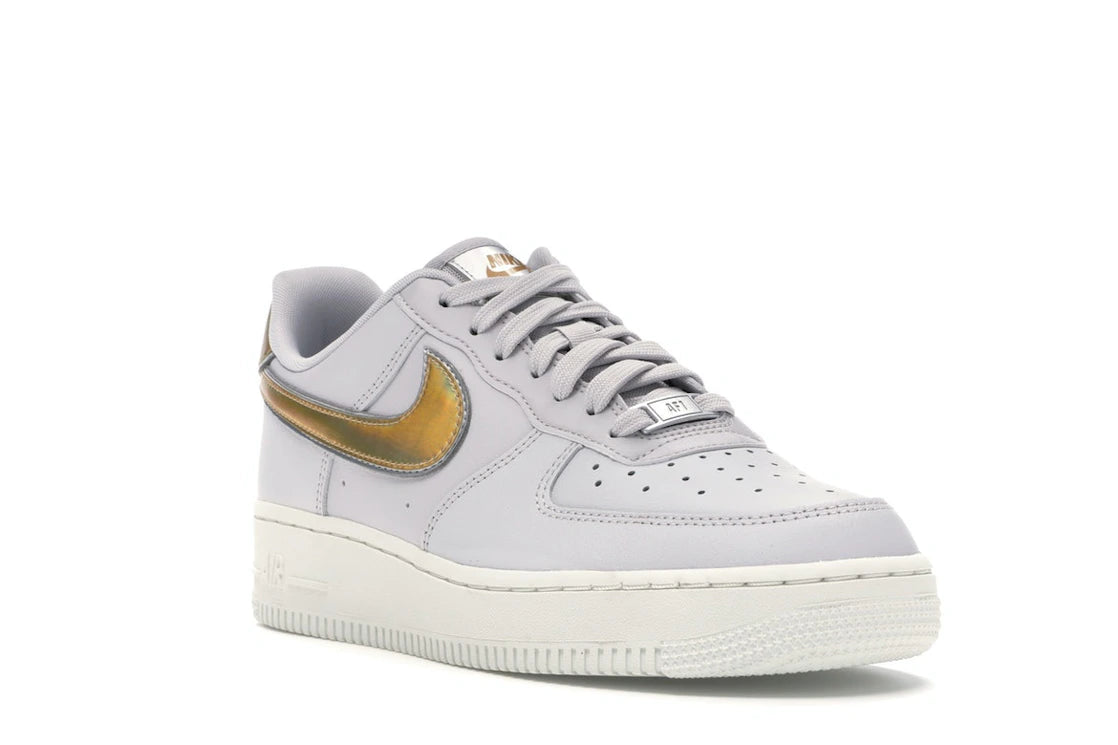 Nike Air Force 1 Low Metallic Platinum Metallic Gold (Women's) - vue secondaire A