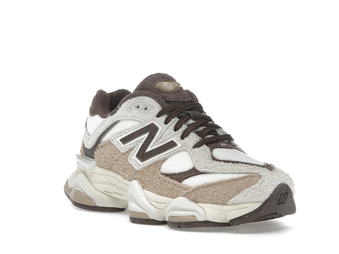 New Balance 9060 Earth Shadow Bisque - vue secondaire A
