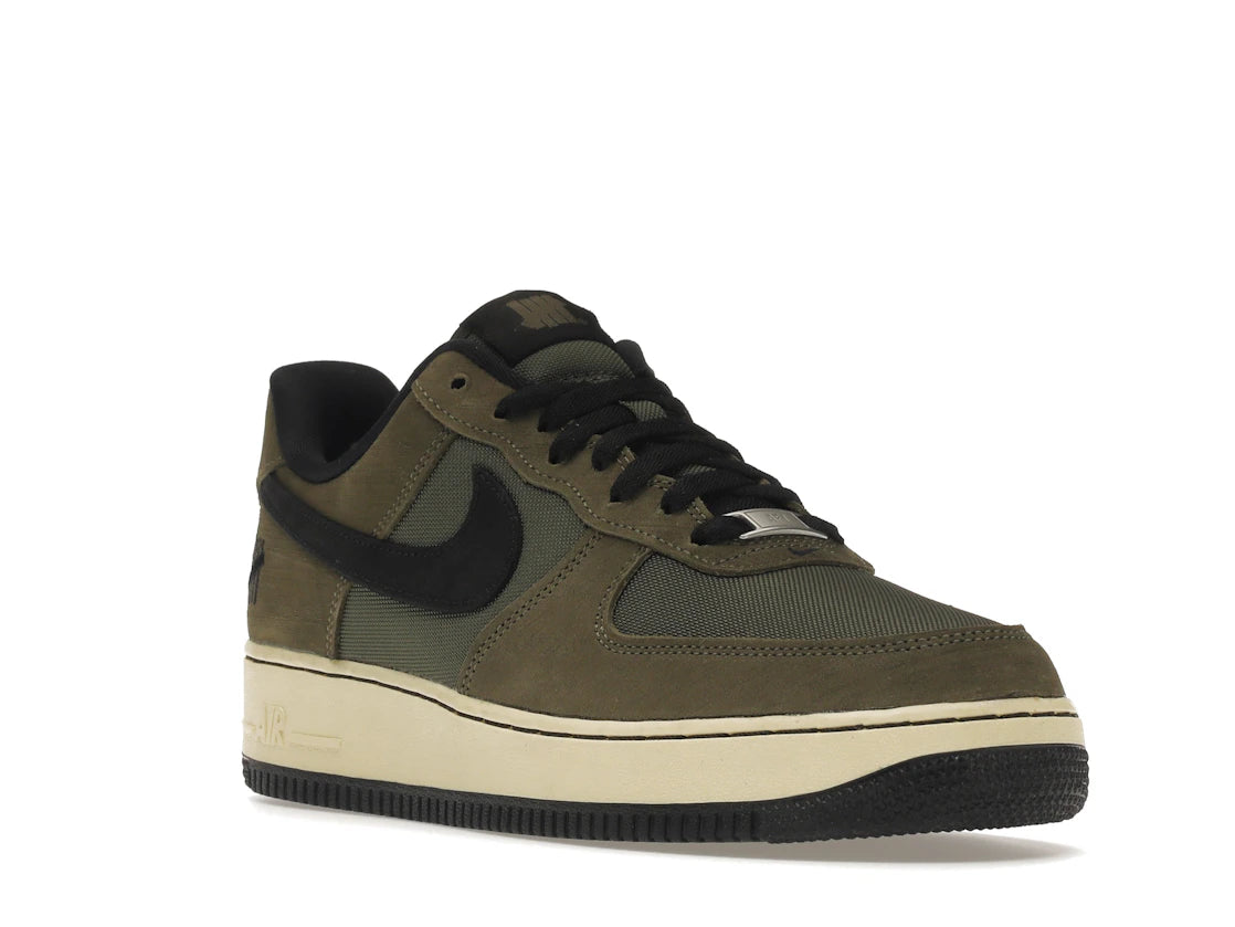 Nike Air Force 1 Low SP Undefeated Ballistic Dunk vs. AF1 - vue secondaire A