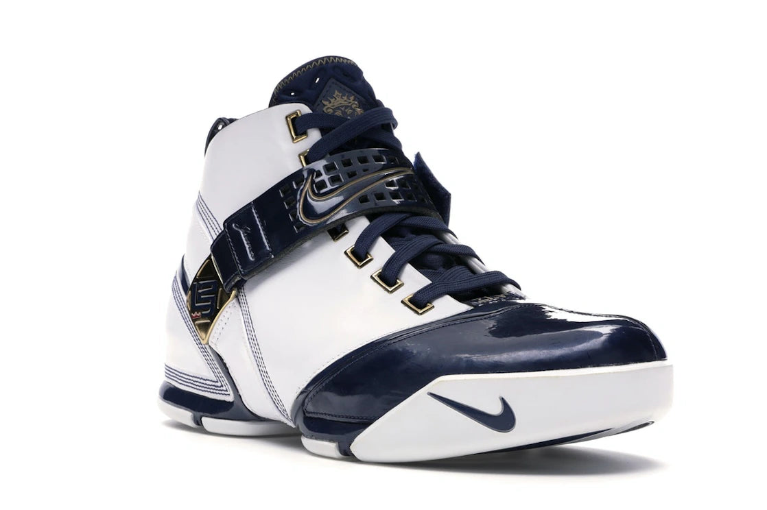 Nike LeBron 5 Weiß Navy Metallic Gold - vue secondaire A