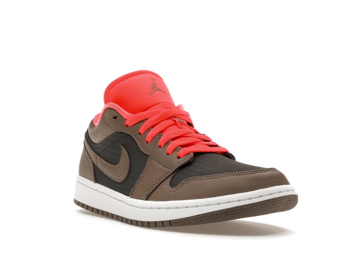 Jordan 1 Low SE Newsprint Olive Grey (Women's) - vue secondaire A