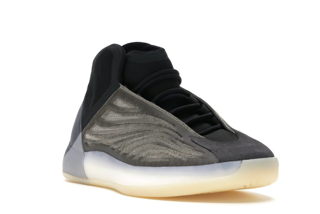 adidas Yeezy QNTM Barium - vue secondaire A