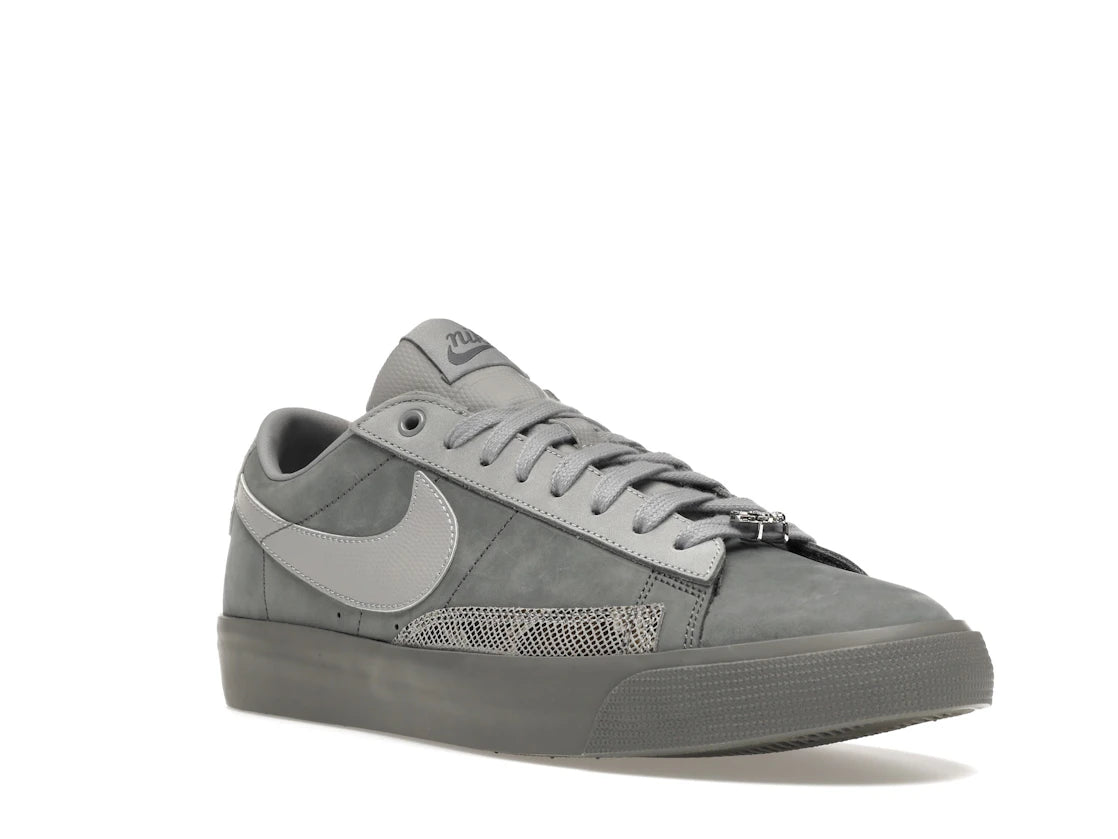 Nike SB Blazer Low FPAR Cool Grey - vue secondaire A