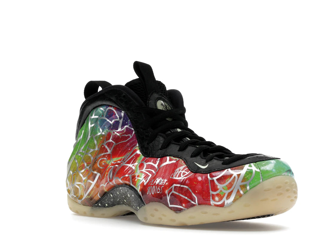 Nike Air Foamposite One Beijing Planet Hoops - vue secondaire A