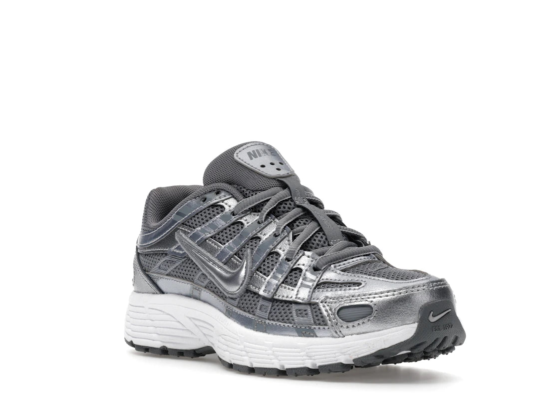 Nike P-6000 Metalic Cool Grey (GS) - vue secondaire A