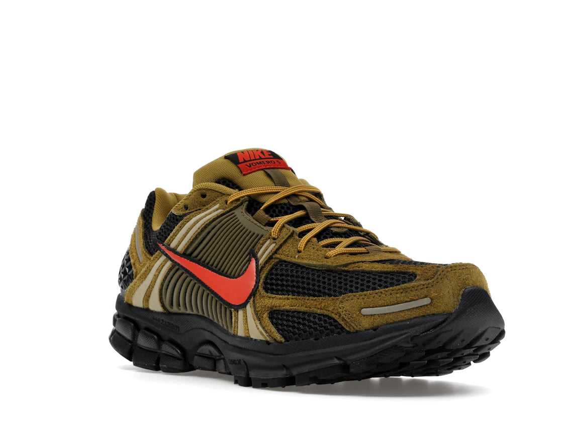 Nike Zoom Vomero 5 Premium Olive Flak Picante Red - vue secondaire A