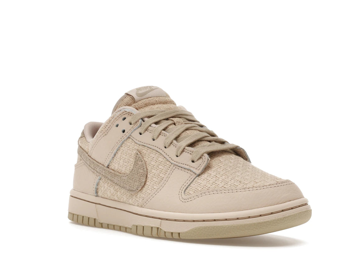 Nike Dunk Low Sanddrift (Women's) - vue secondaire A
