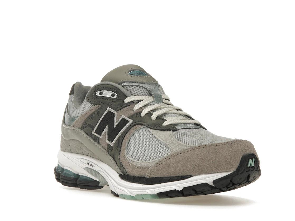 New Balance 2002R atmos Grey Rat - vue secondaire A
