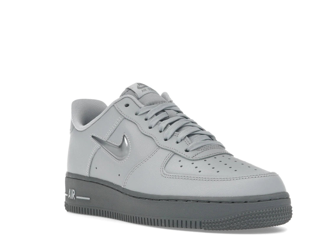 Nike Air Force 1 Low '07 Jewel Wolf Grey - vue secondaire A