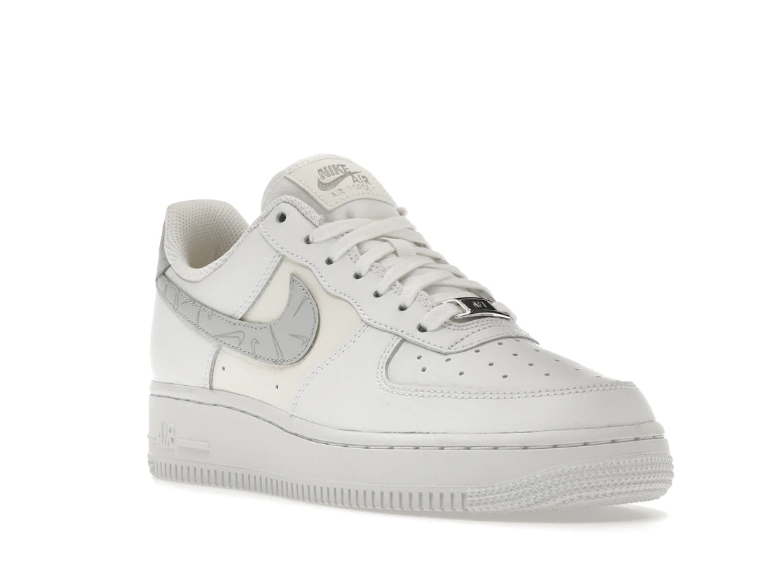 Nike Air Force 1 '07 Mini Swooshes White Sail Metallic Silver Pure Platinum (Women's) - vue secondaire A