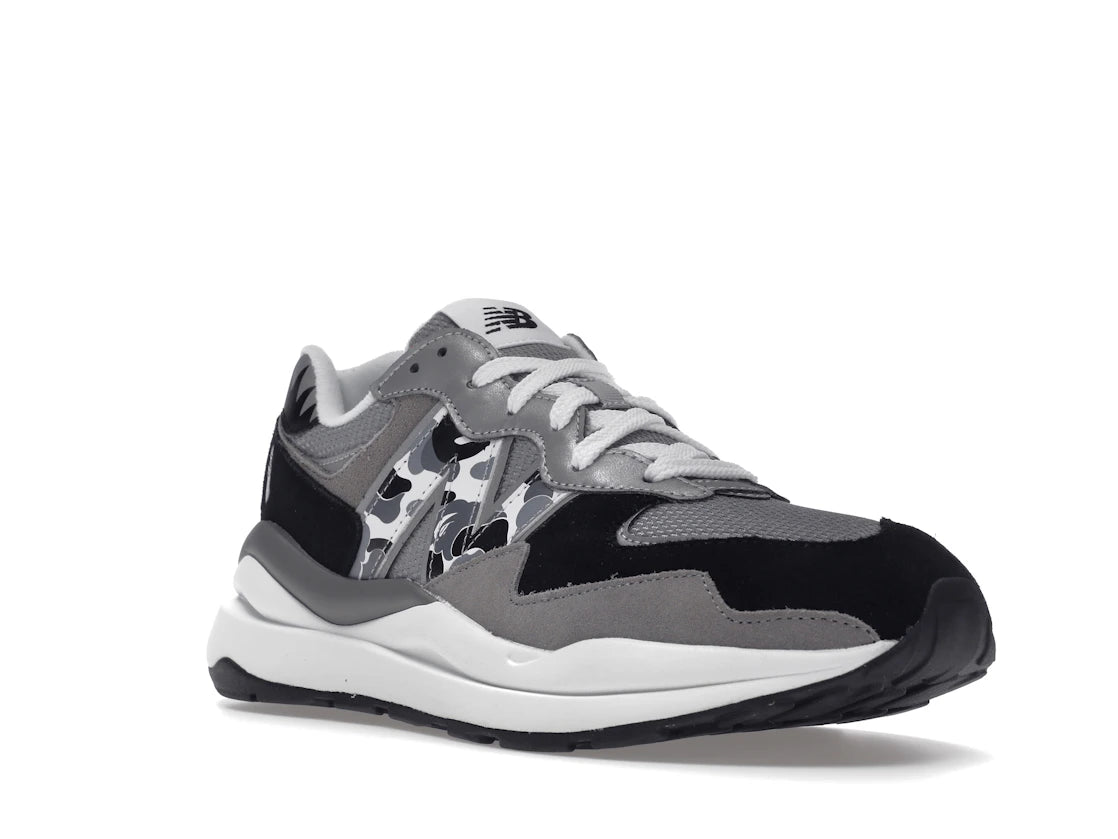 New Balance 57/40 BAPE Grey - vue secondaire A
