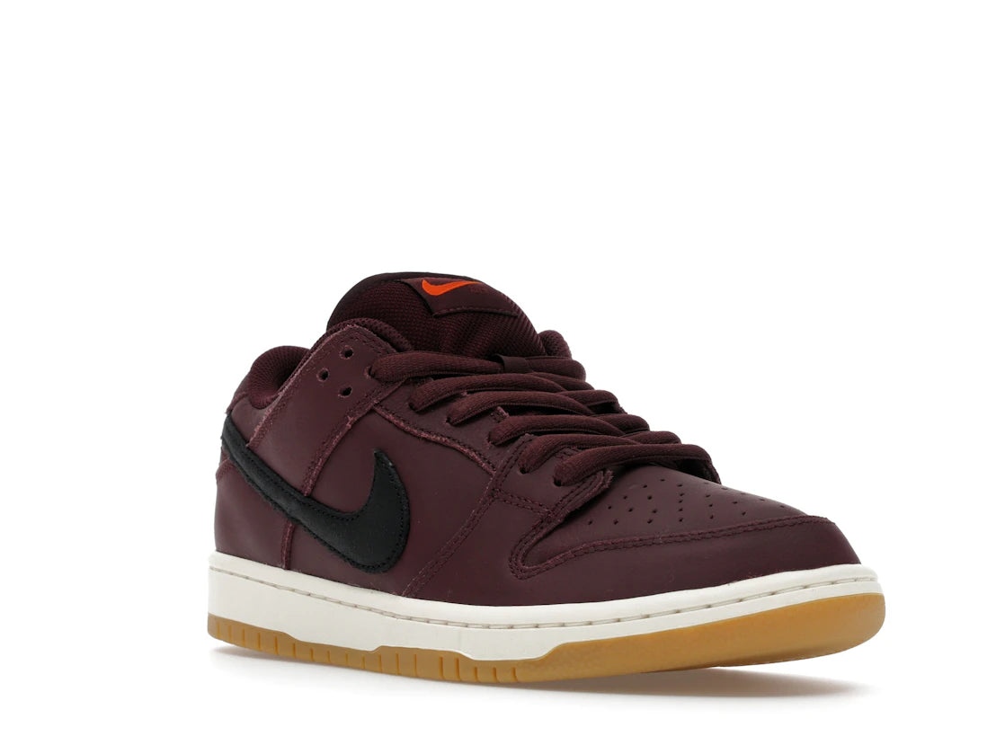 Nike SB Dunk Low Pro Burgundy Crush - vue secondaire A