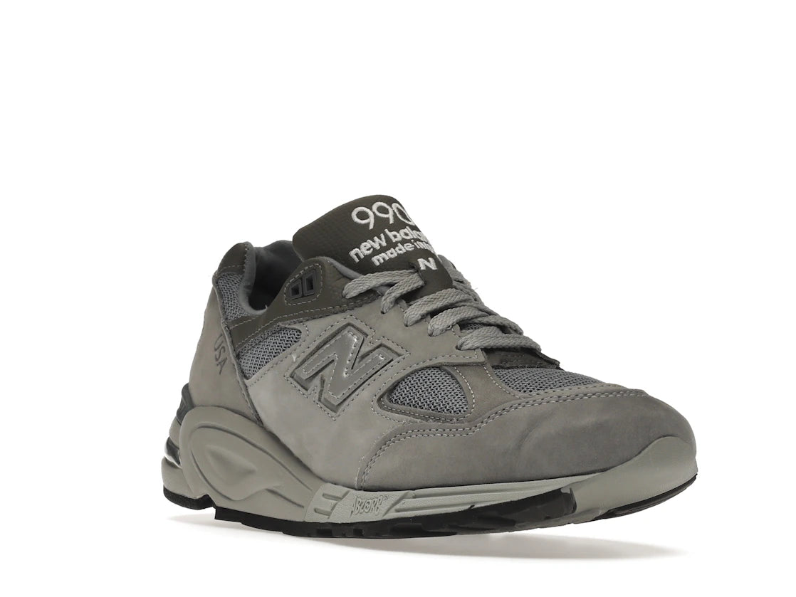 New Balance 990v2 WTAPS - vue secondaire A