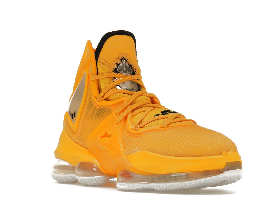 Nike LeBron 19 Hard Hat - vue secondaire A