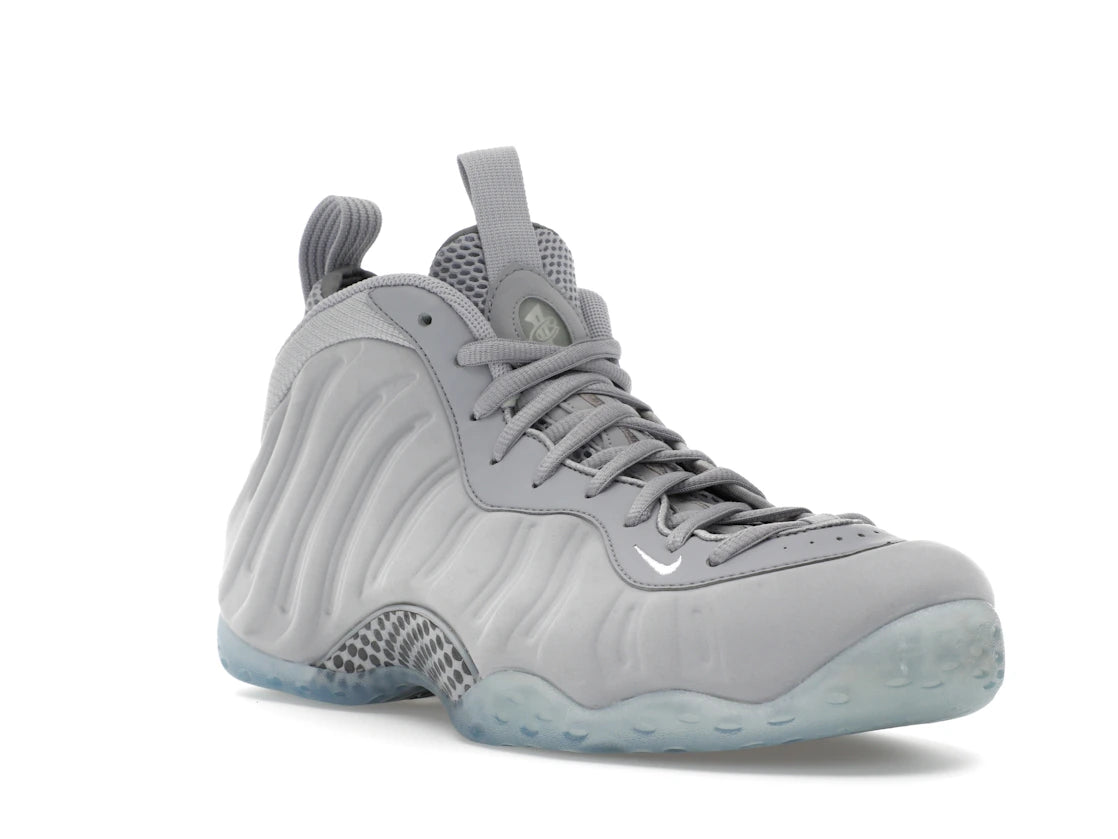 Nike Air Foamposite One Wolf Grey Suede - vue secondaire A